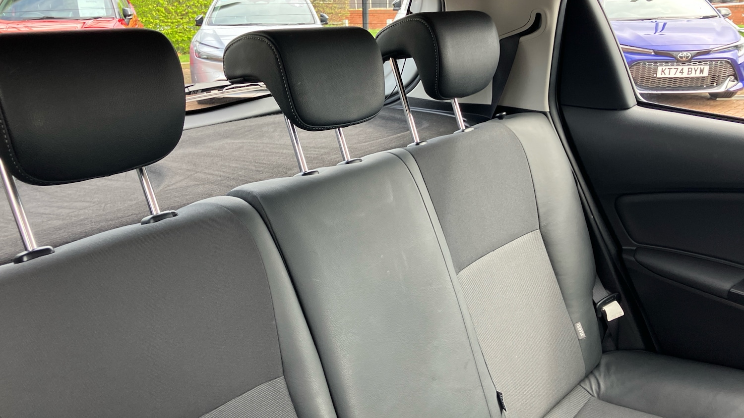 Used Toyota Yaris 2016 for sale - 78210092: Photo 20