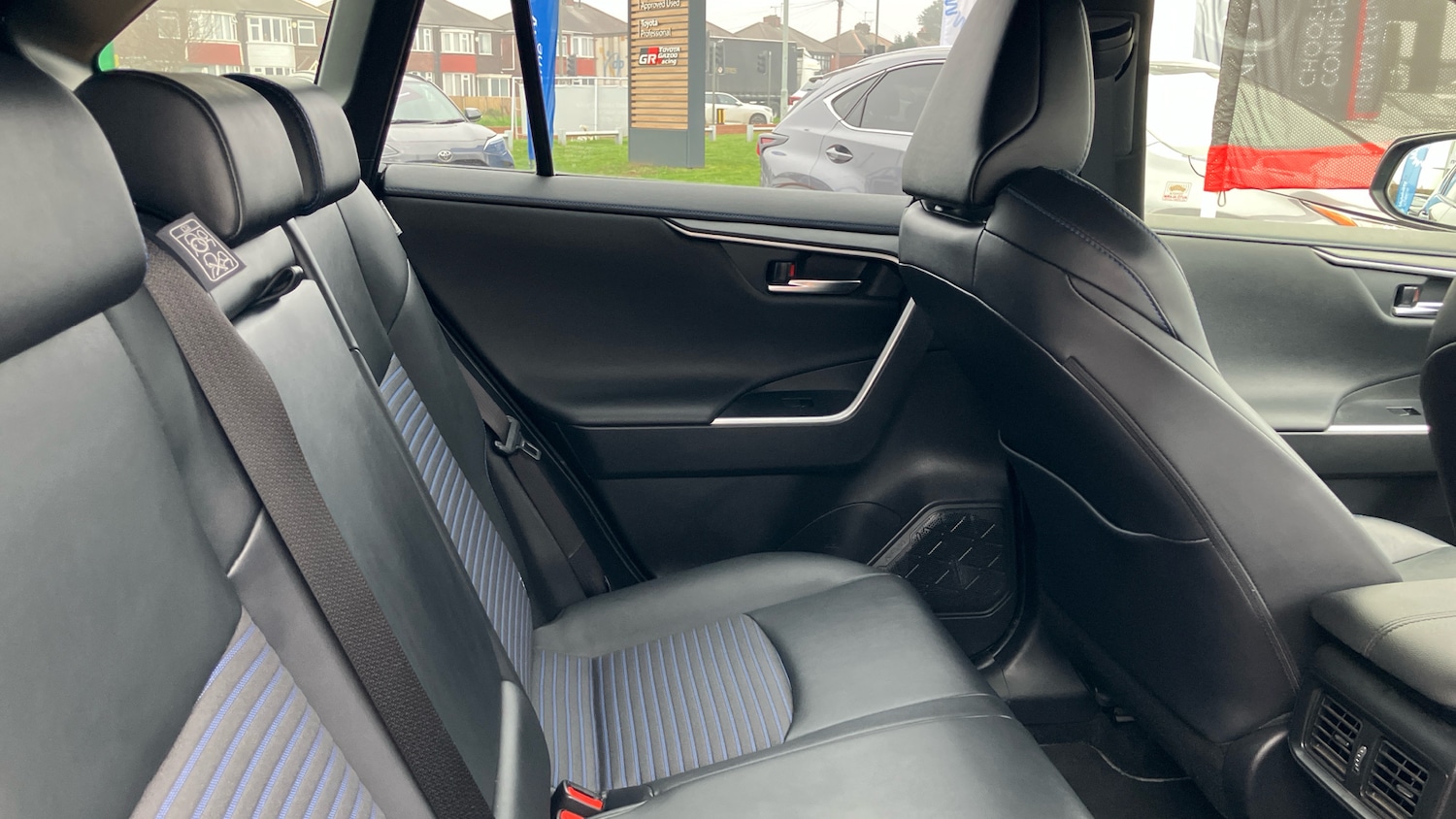 Used Toyota RAV4 2020 for sale - 77844567: Photo 12