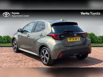 Used Toyota Yaris 2024 for sale - 79113459: Photo