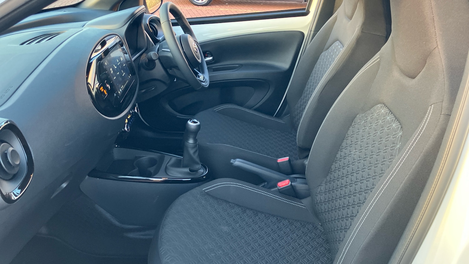 Used Toyota Aygo X 2025 for sale - 76799041: Photo 10