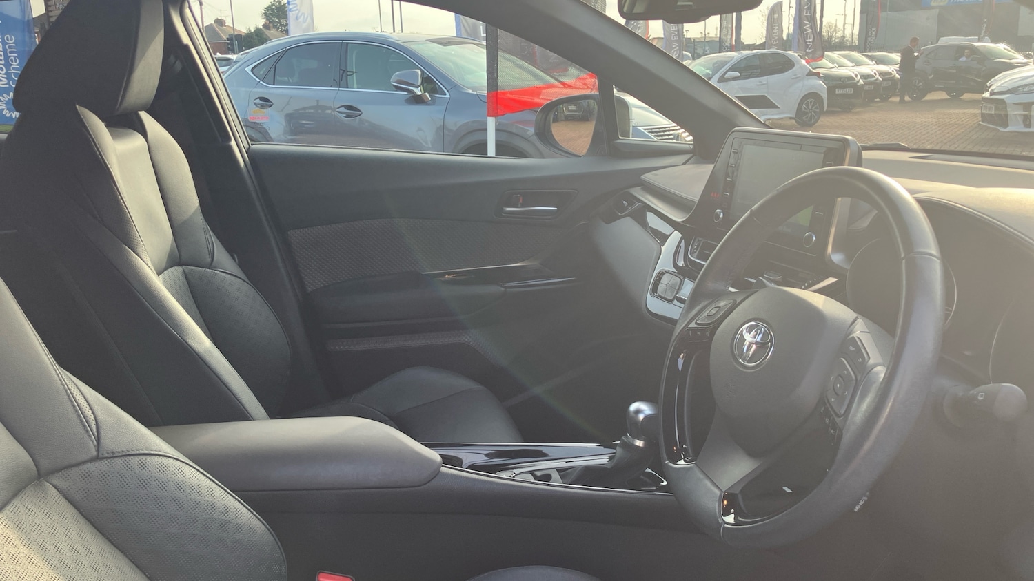 Used Toyota C-HR 2020 for sale - 77917673: Photo 11