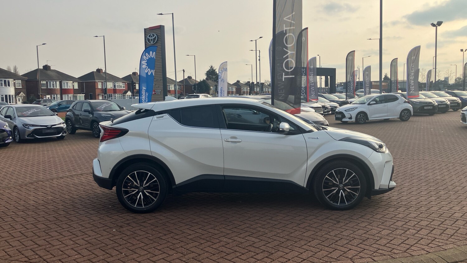 Used Toyota C-HR 2020 for sale - 77917673: Photo 28