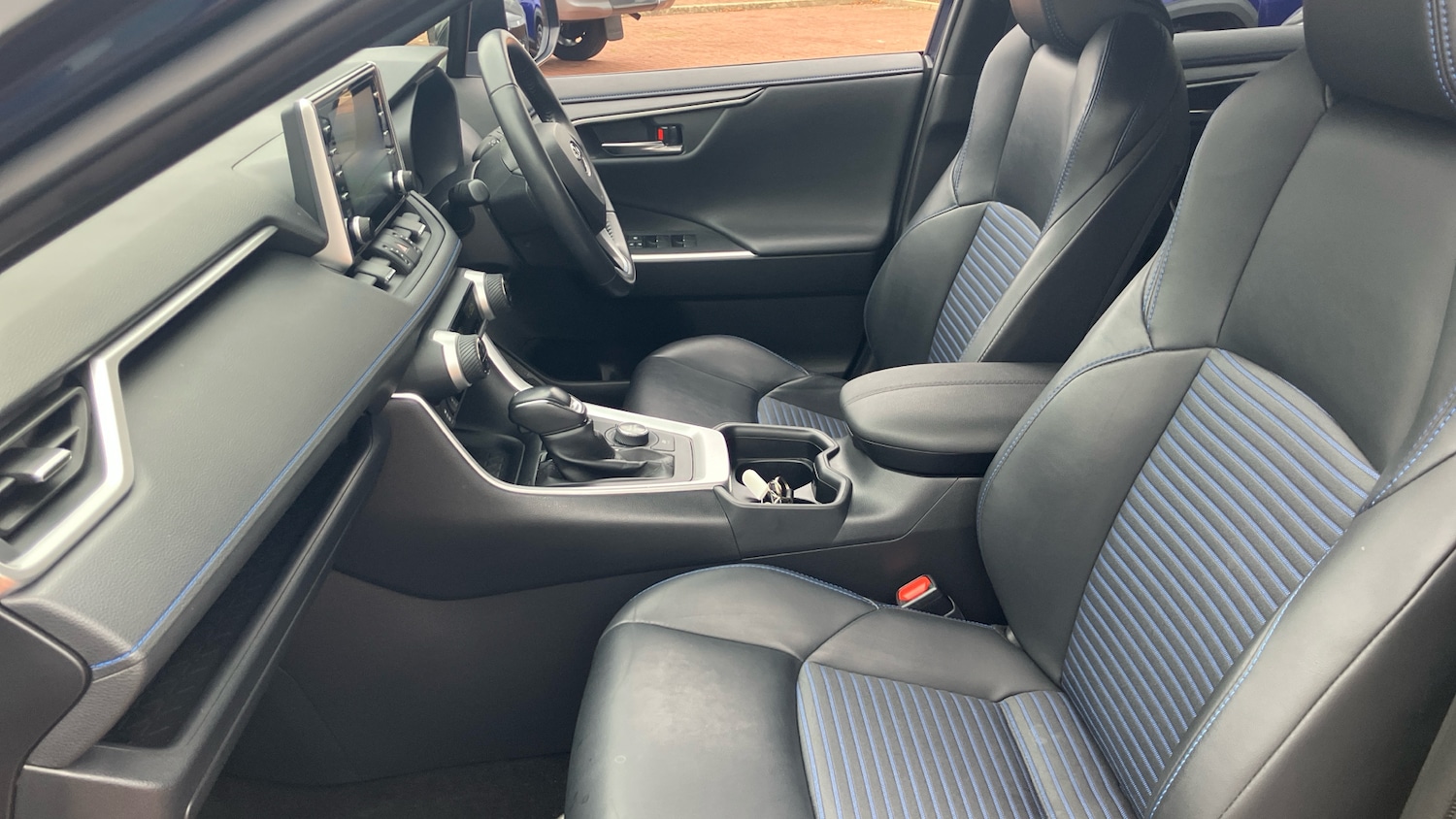 Used Toyota RAV4 2020 for sale - 76507224: Photo 10