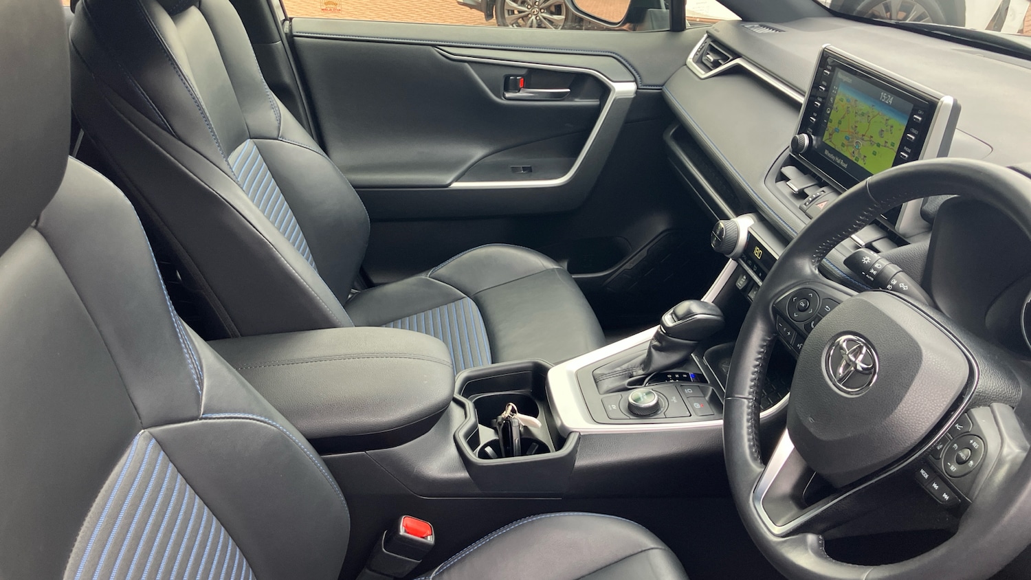 Used Toyota RAV4 2020 for sale - 76507224: Photo 11