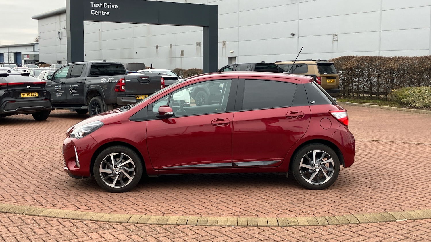 Used Toyota Yaris 2020 for sale - 77616638: Photo 14