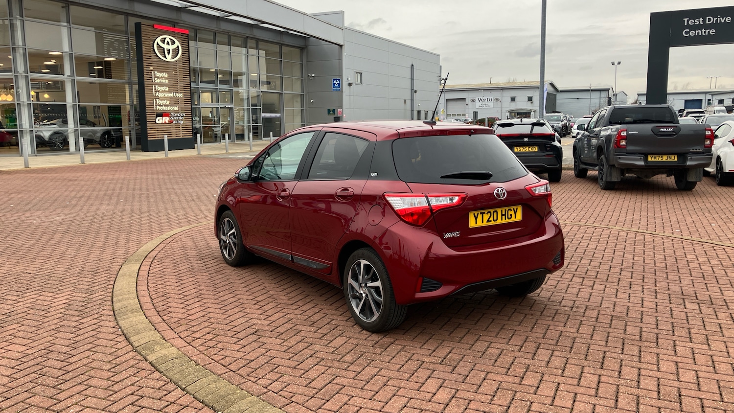 Used Toyota Yaris 2020 for sale - 77616638: Photo 24