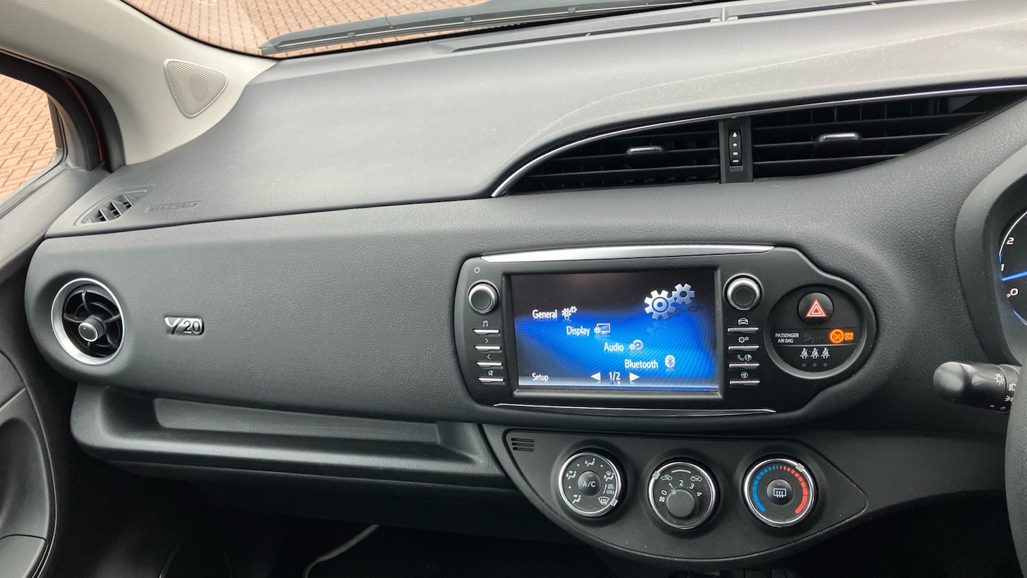 Used Toyota Yaris 2020 for sale - 77616638: Photo 29