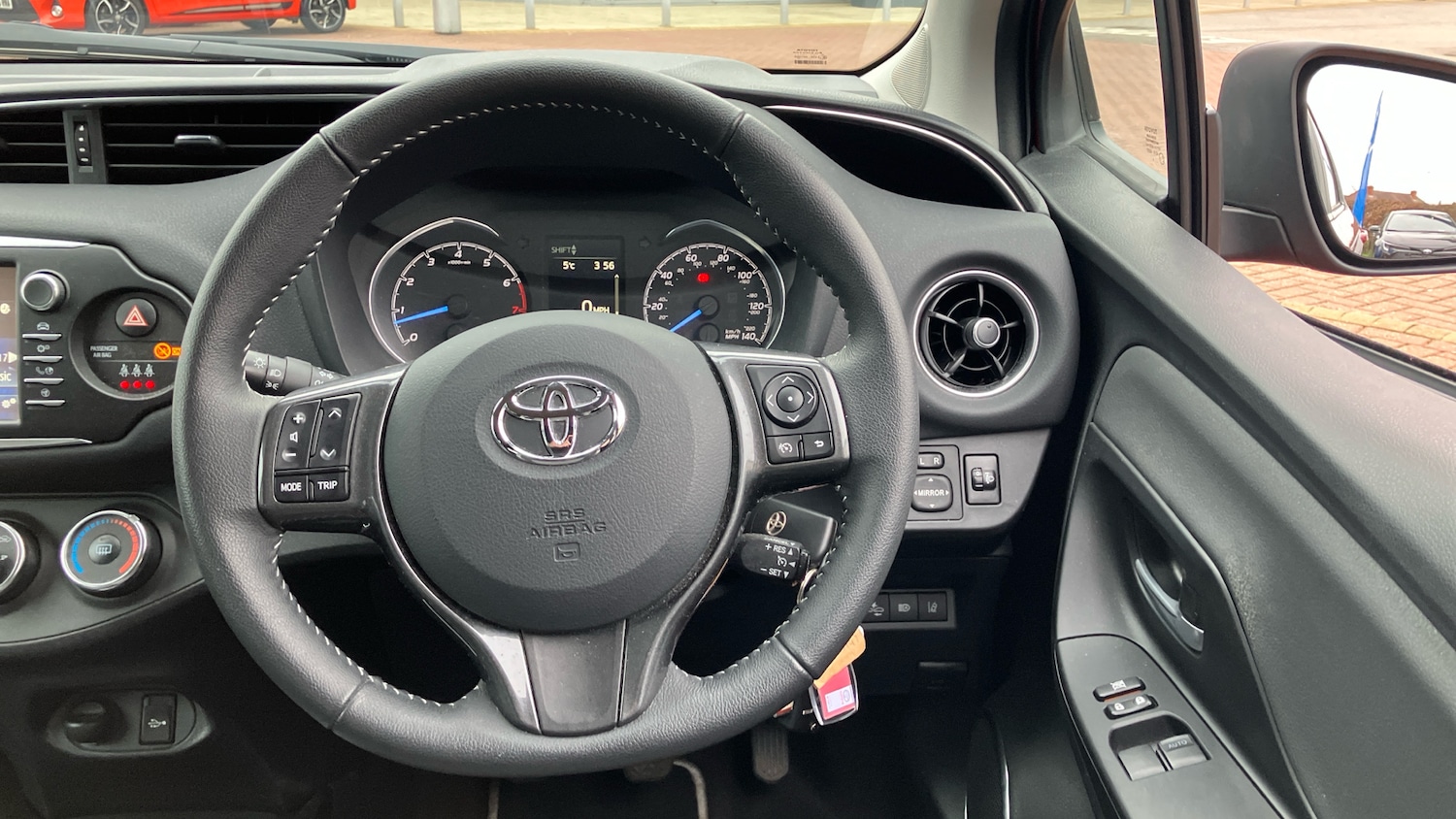 Used Toyota Yaris 2020 for sale - 77616638: Photo 6