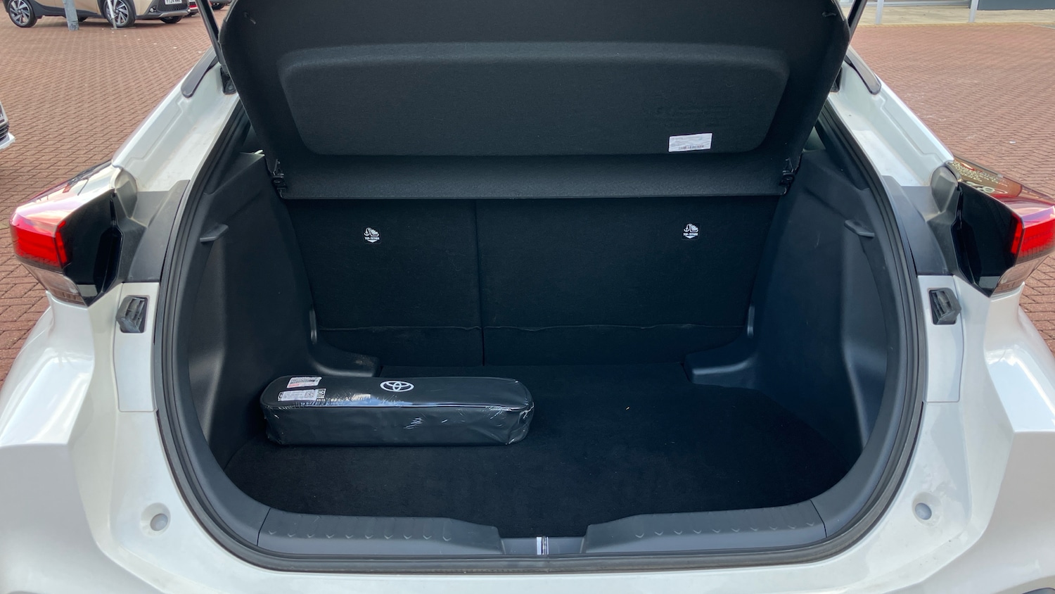 Used Toyota C-HR 2024 for sale - 78109209: Photo 14