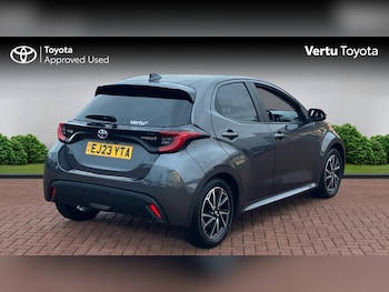 Used Toyota Yaris 2023 for sale - 77086488: Photo