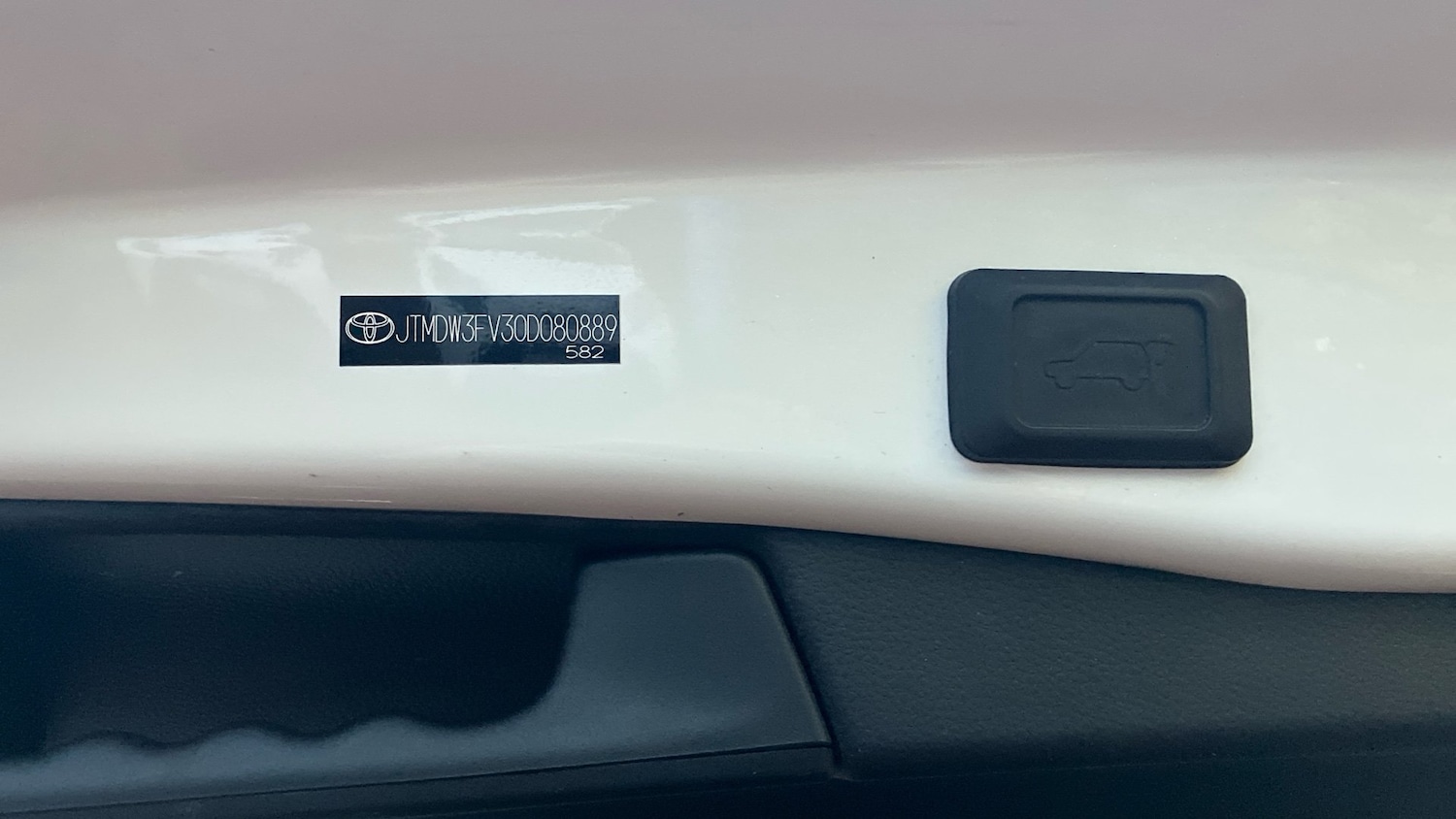 Used Toyota RAV4 2020 for sale - 77180633: Photo 32