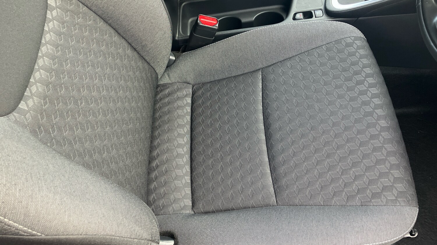 Used Toyota Yaris 2023 for sale - 78031394: Photo 40