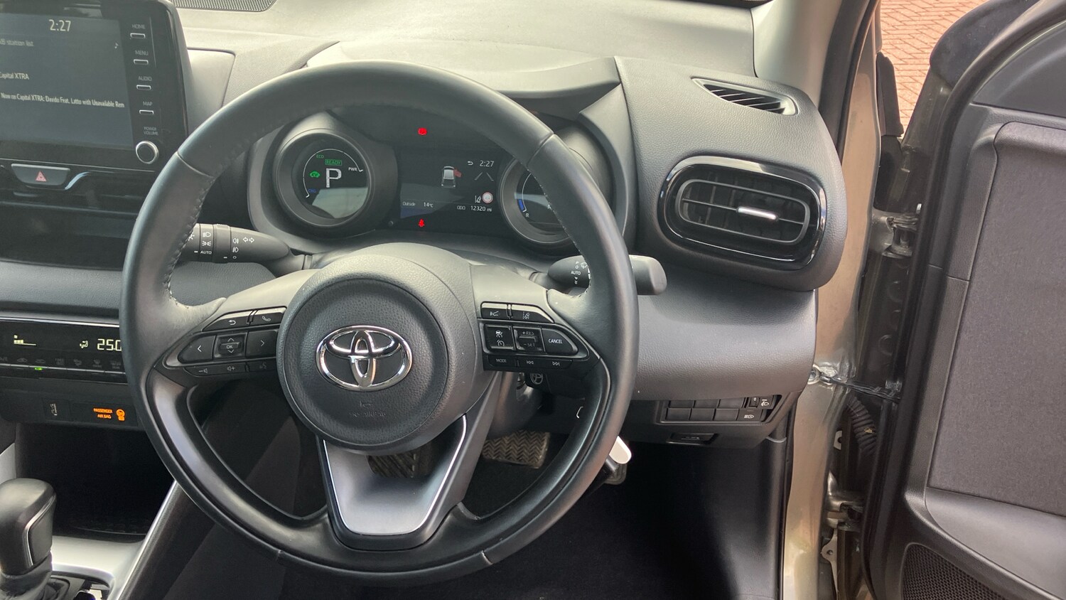 Used Toyota Yaris 2023 for sale - 78031394: Photo 8