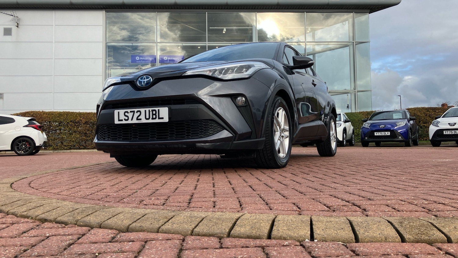 Used Toyota C-HR 2022 for sale - 76664678: Photo 32