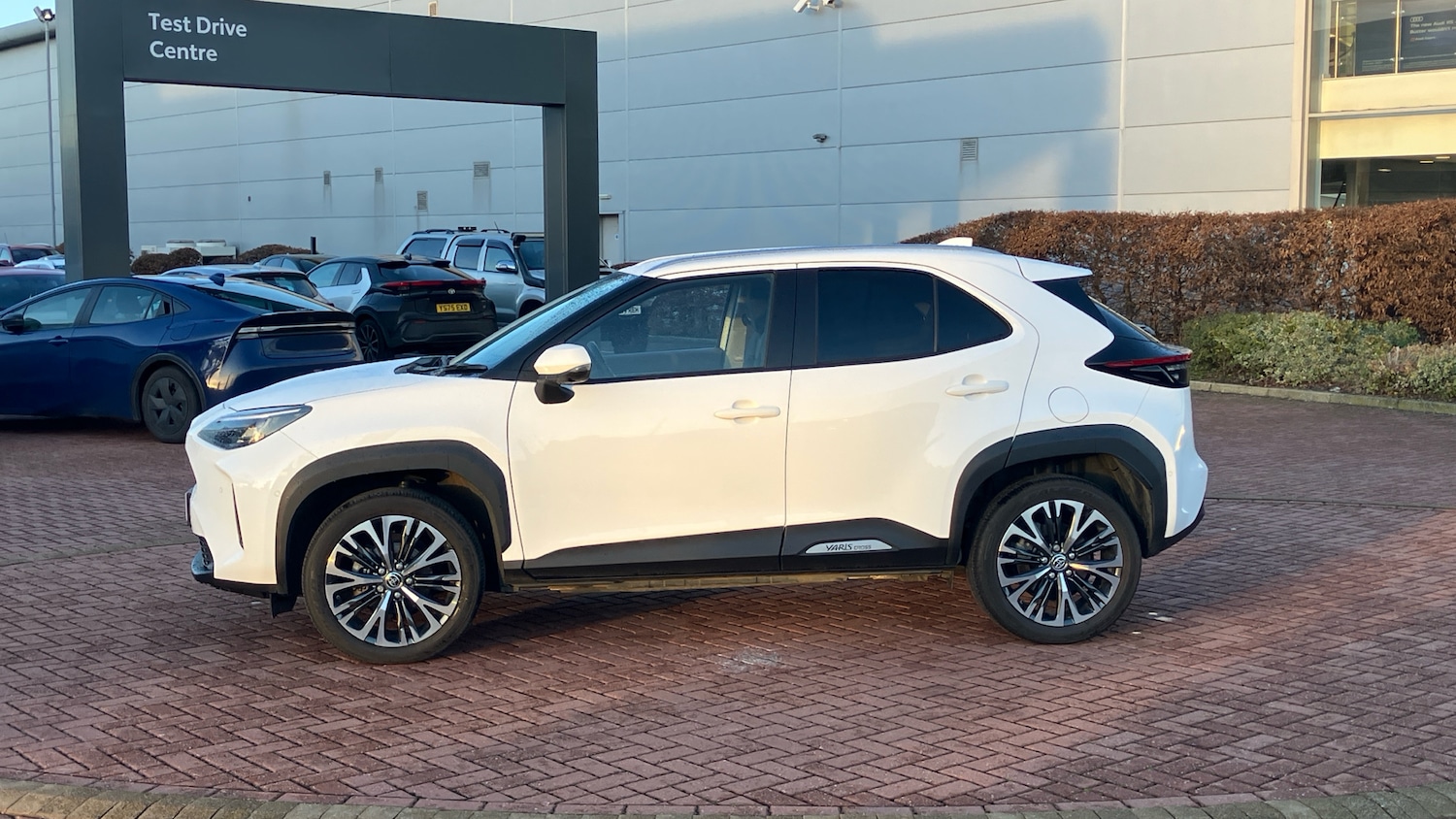 Used Toyota Yaris Cross 2023 for sale - 76980765: Photo 17