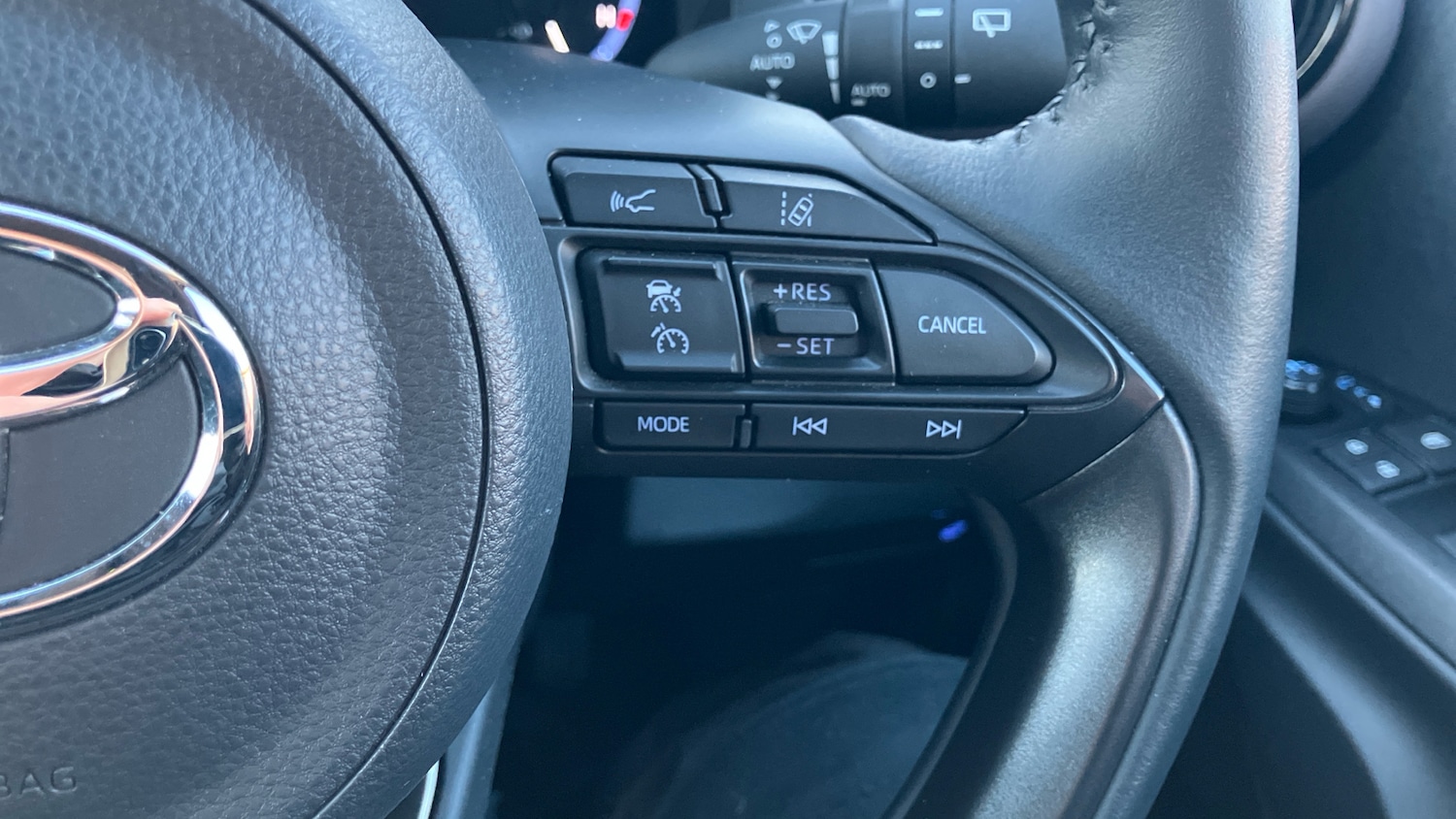 Used Toyota Yaris Cross 2023 for sale - 76980765: Photo 42