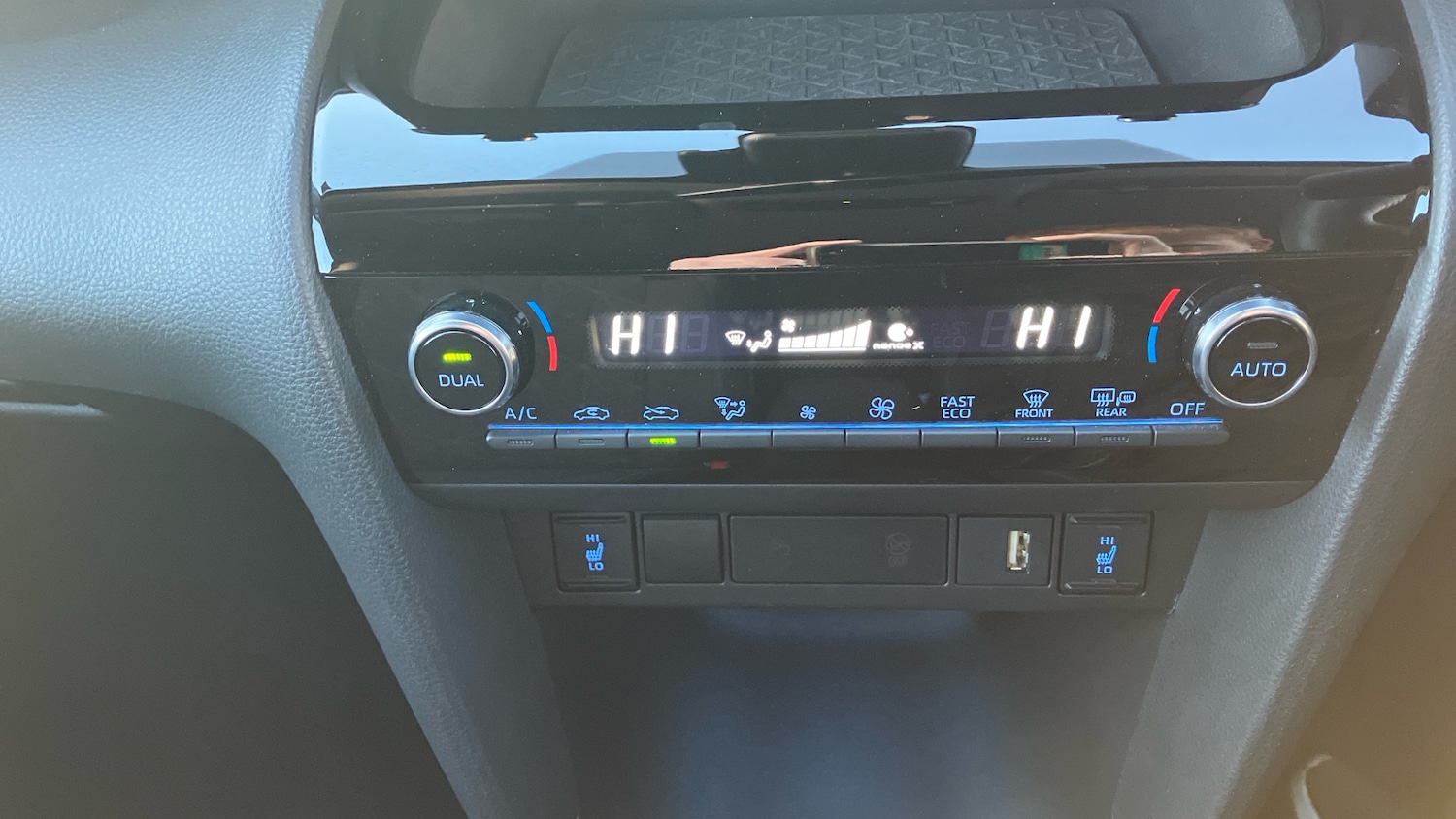 Used Toyota Yaris Cross 2023 for sale - 76980765: Photo 45