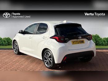 Used Toyota Yaris 2022 for sale - 76426211: Photo