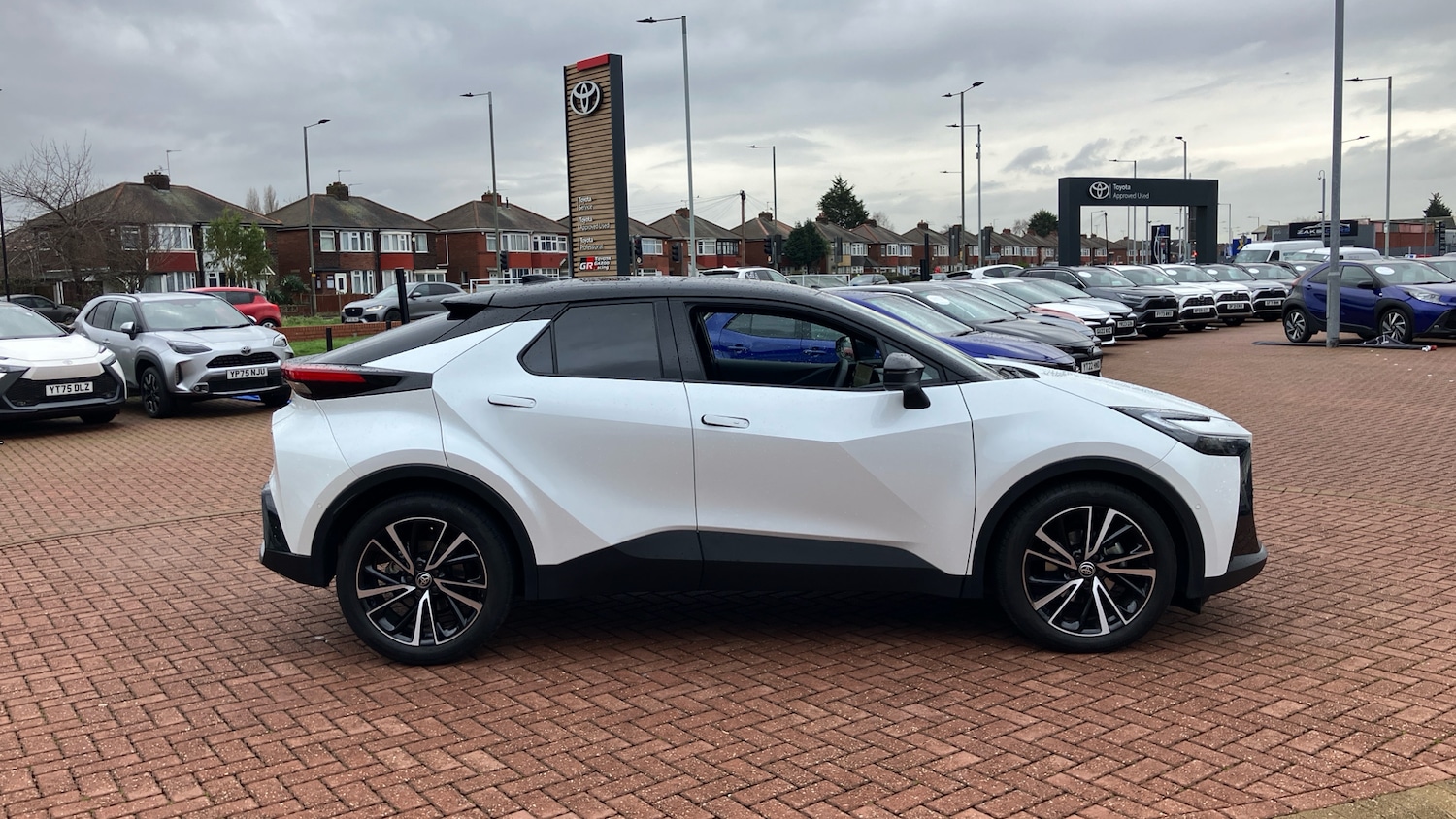 Used Toyota C-HR 2024 for sale - 77198002: Photo 16