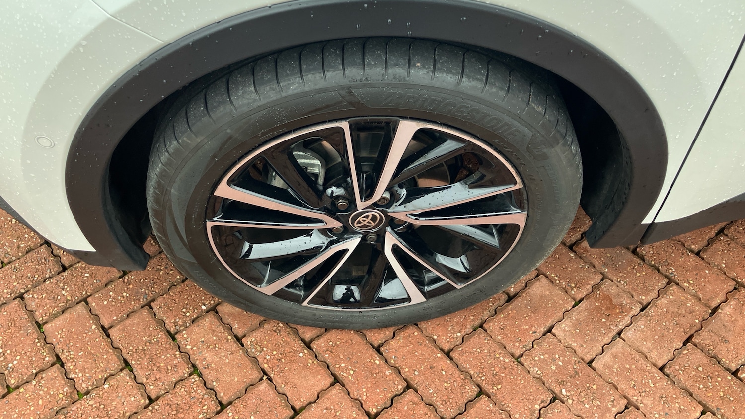 Used Toyota C-HR 2024 for sale - 77198002: Photo 31