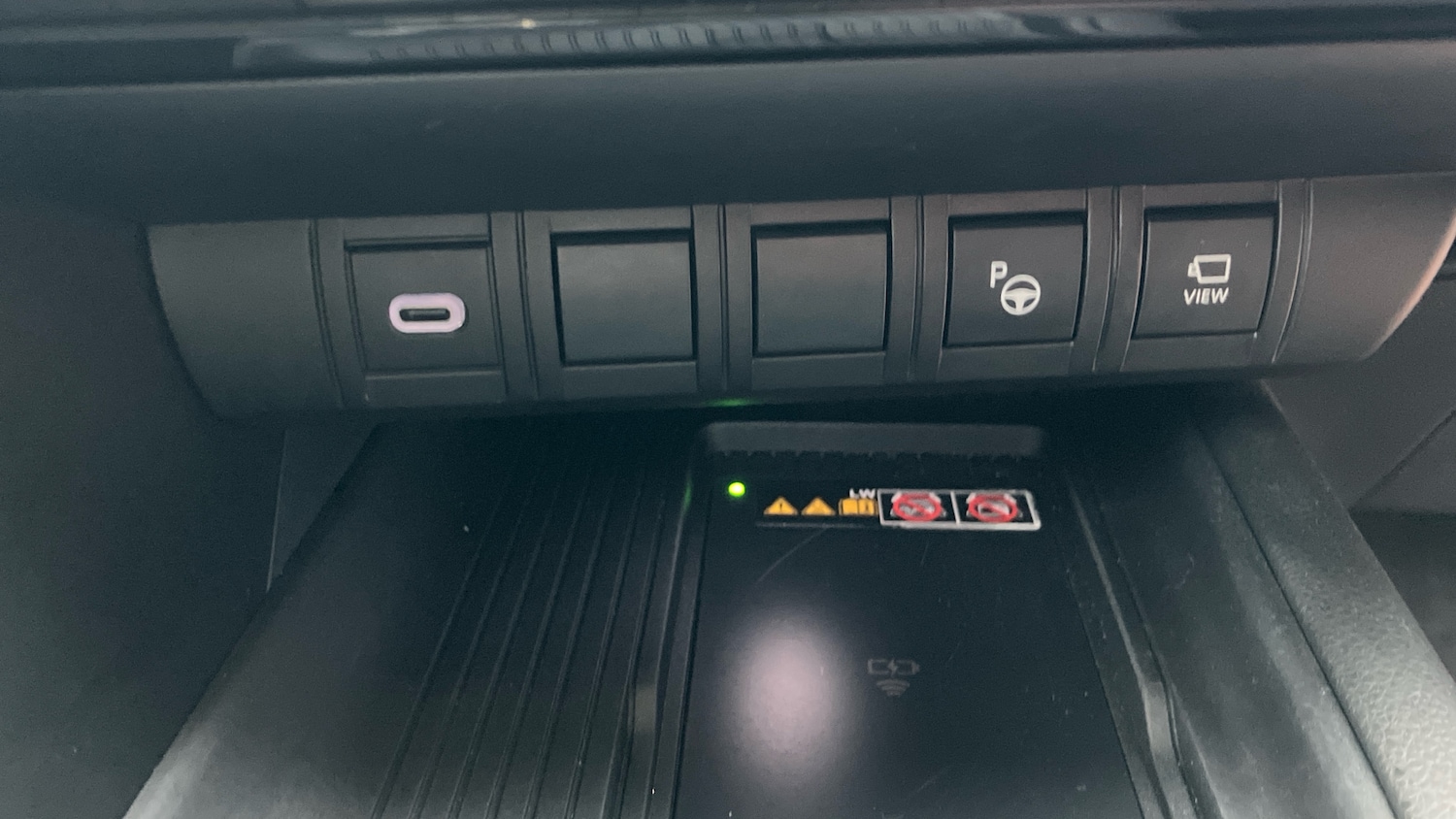 Used Toyota C-HR 2024 for sale - 77198002: Photo 39