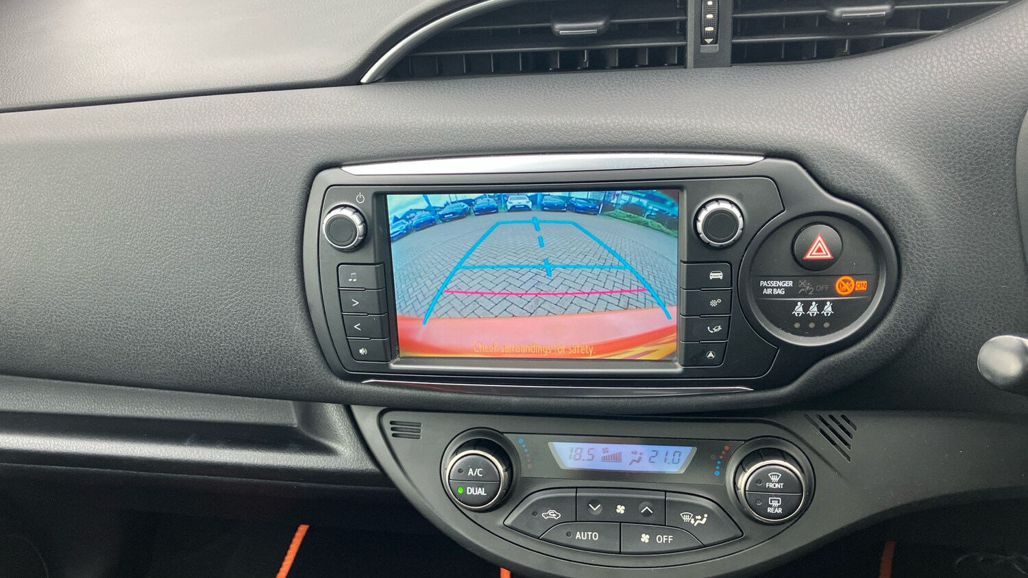 Used Toyota Yaris 2017 for sale - 77590249: Photo 28