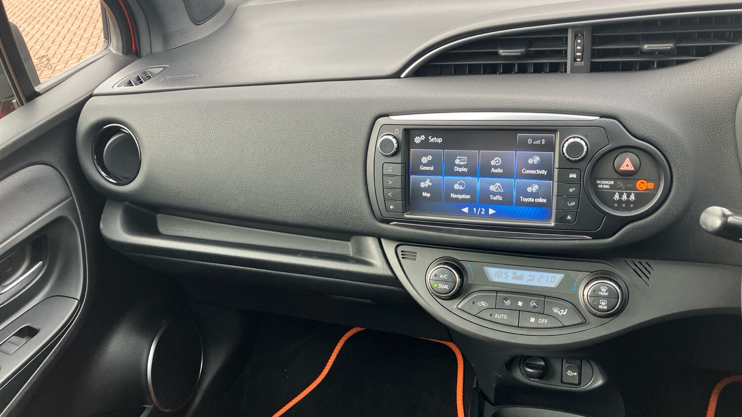 Used Toyota Yaris 2017 for sale - 77590249: Photo 40