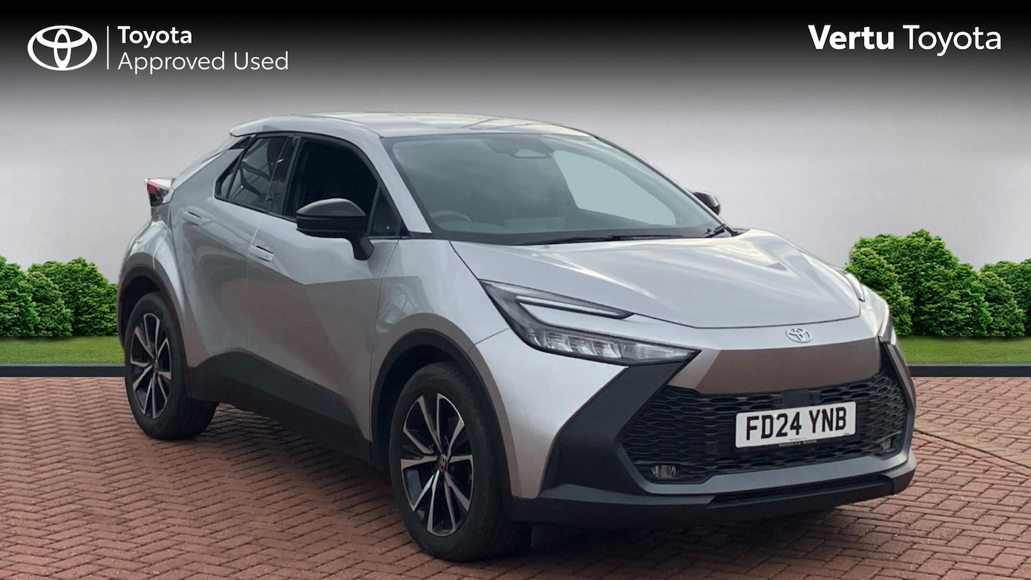 Used Toyota C-HR 2024 for sale - 76542738: Photo 1