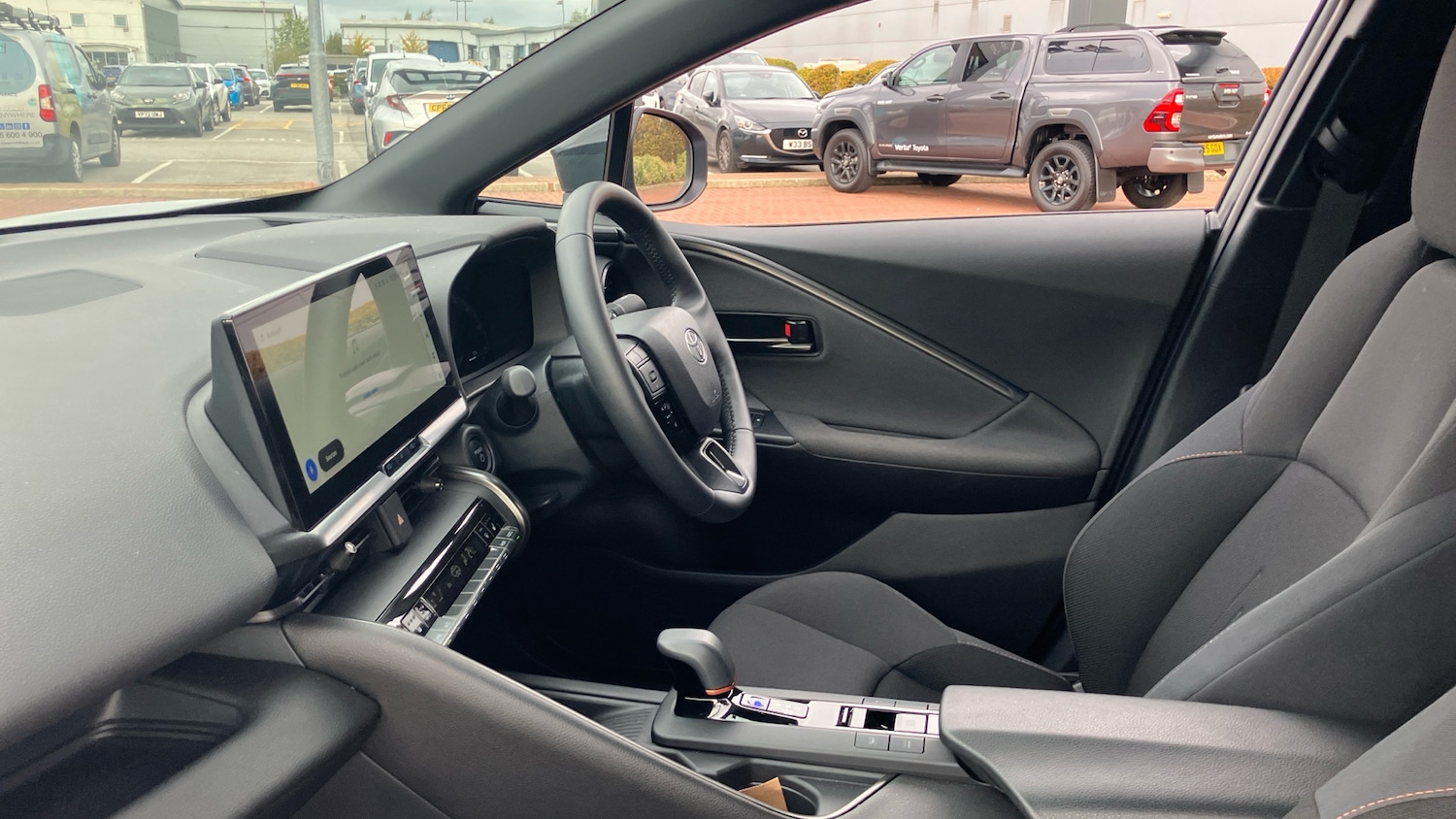 Used Toyota C-HR 2024 for sale - 76542738: Photo 10