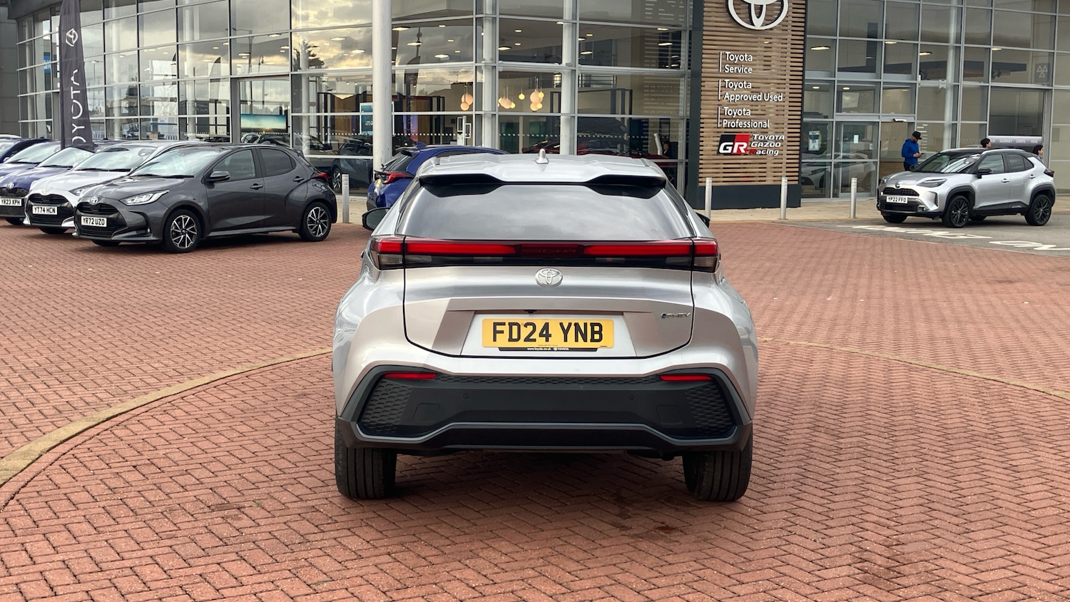 Used Toyota C-HR 2024 for sale - 76542738: Photo 19