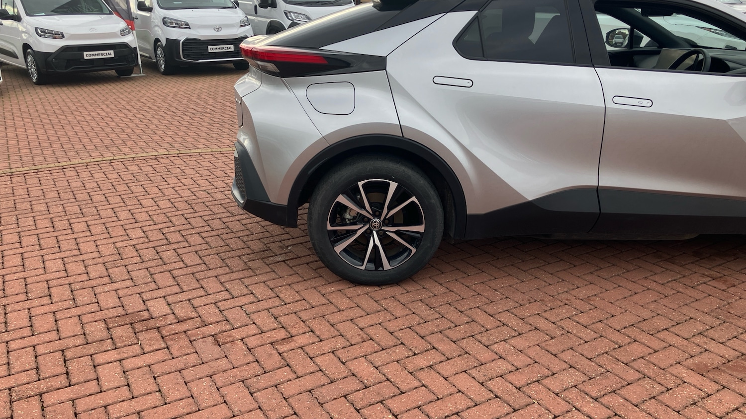Used Toyota C-HR 2024 for sale - 76542738: Photo 33