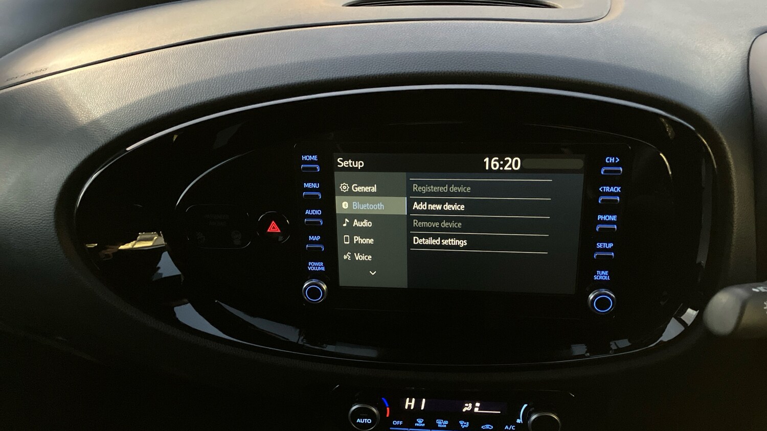 Used Toyota Aygo X 2023 for sale - 76707638: Photo 23