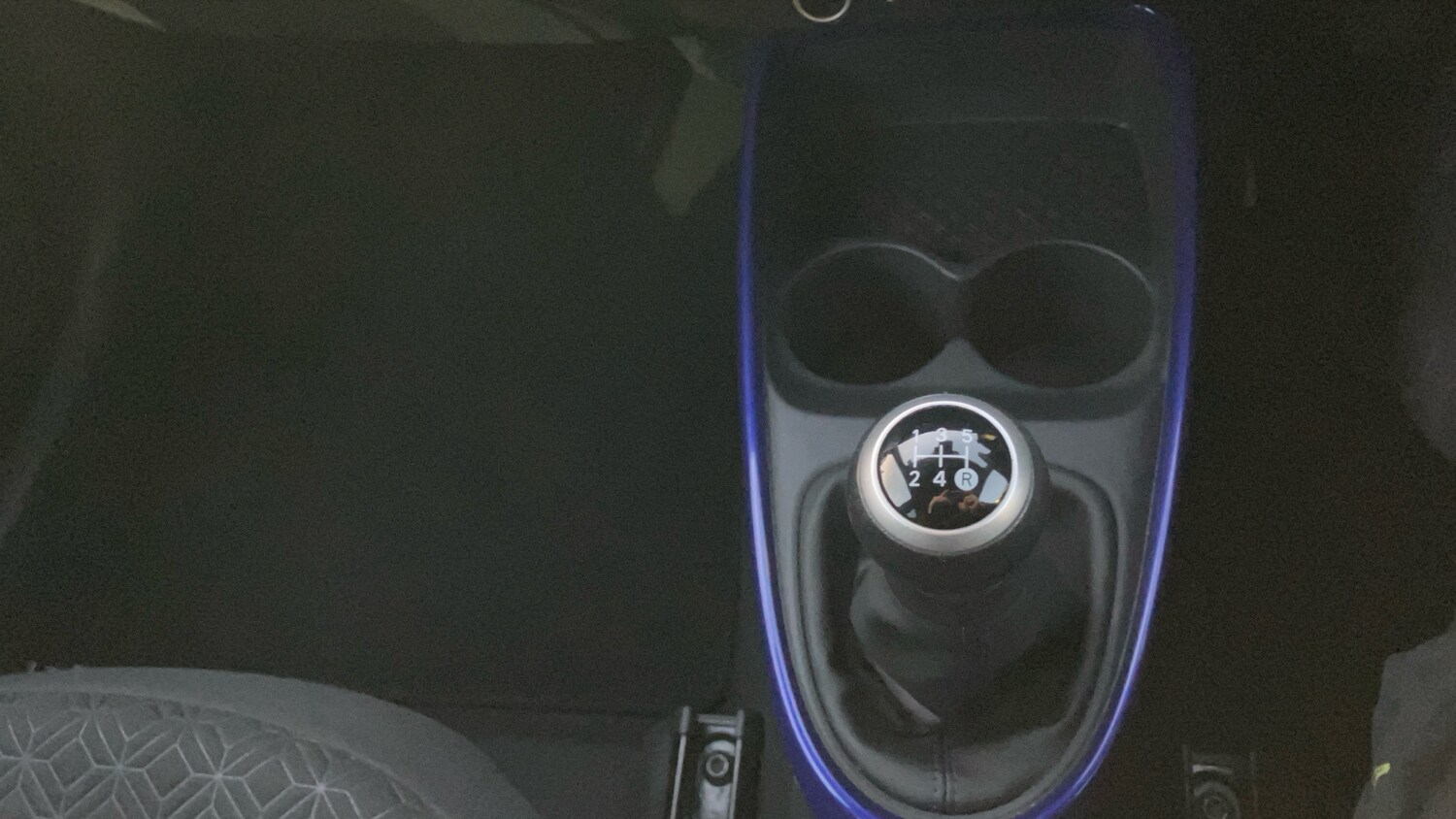 Used Toyota Aygo X 2023 for sale - 76707638: Photo 43