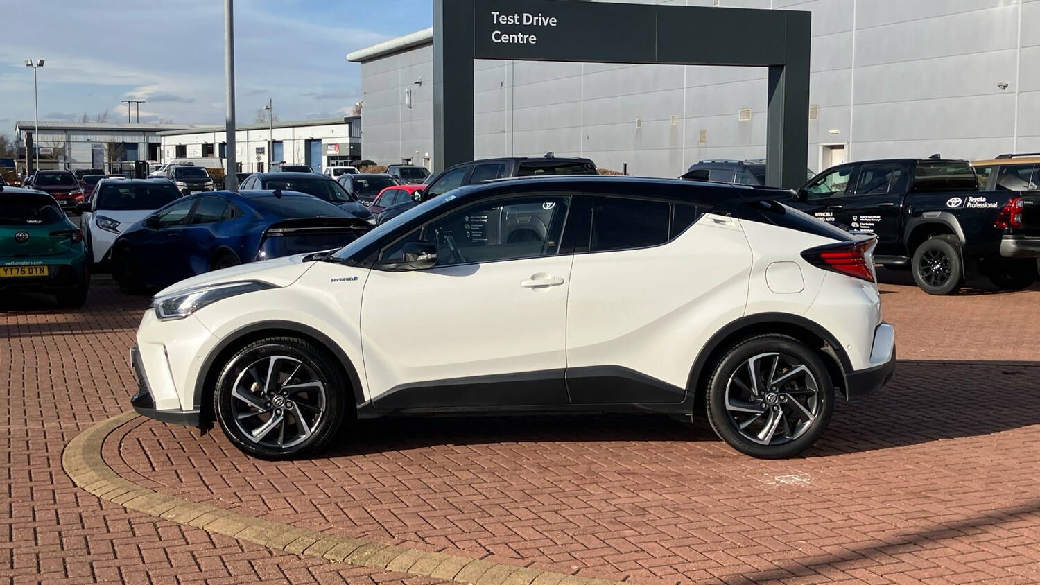 Used Toyota C-HR 2020 for sale - 77690613: Photo 17