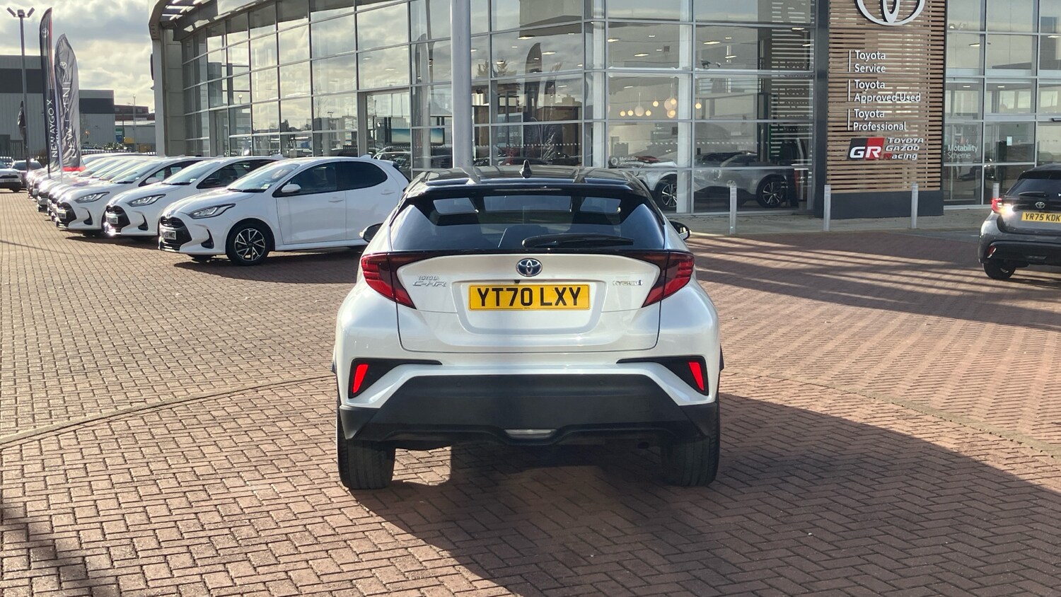 Used Toyota C-HR 2020 for sale - 77690613: Photo 19