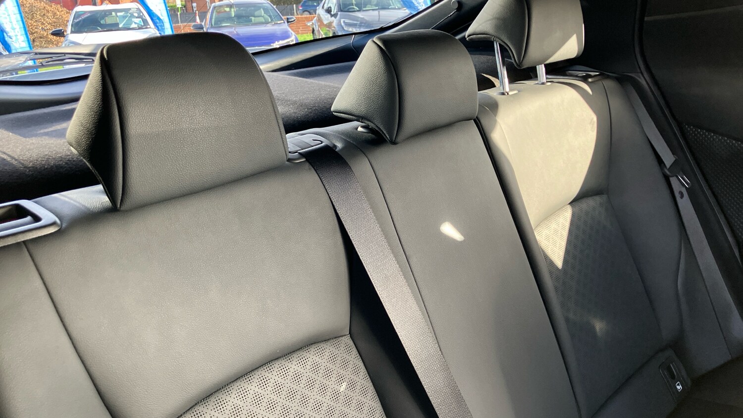 Used Toyota C-HR 2020 for sale - 77690613: Photo 20