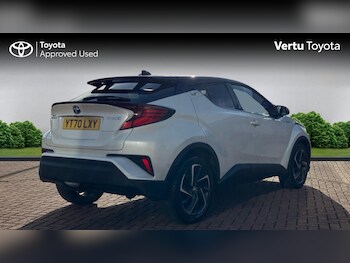 Used Toyota C-HR 2020 for sale - 77690613: Photo
