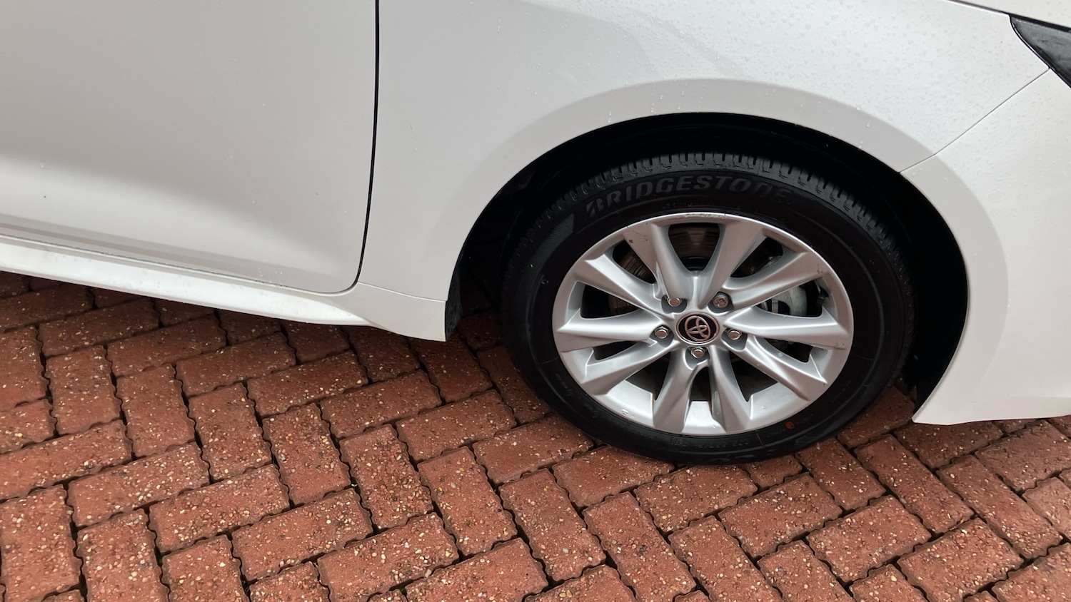 Used Toyota Corolla 2024 for sale - 76192958: Photo 34