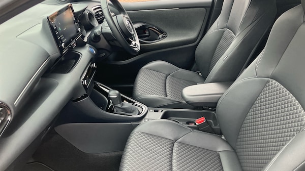 Used Toyota Yaris 2020 for sale - 76299228: Photo 10