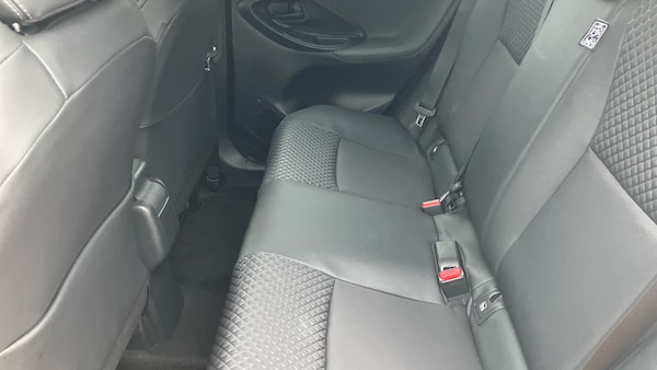Used Toyota Yaris 2020 for sale - 76299228: Photo 13