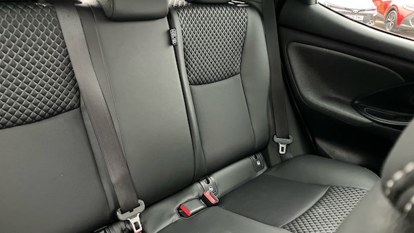 Used Toyota Yaris 2020 for sale - 76299228: Photo 20