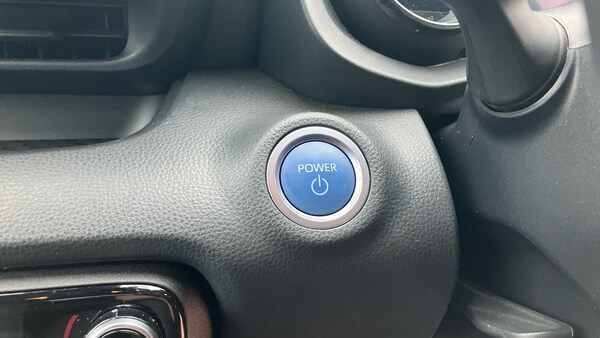 Used Toyota Yaris 2020 for sale - 76299228: Photo 37