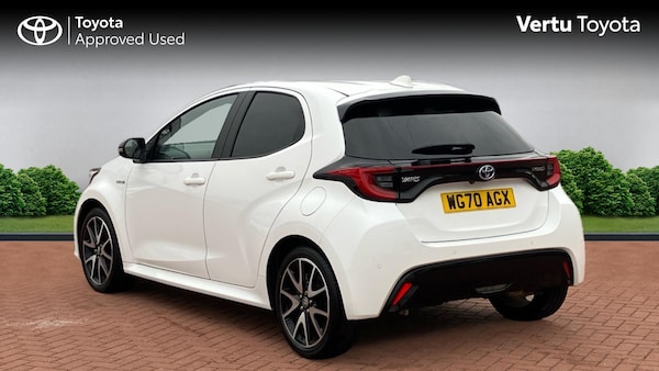 Used Toyota Yaris 2020 for sale - 76299228: Photo 4