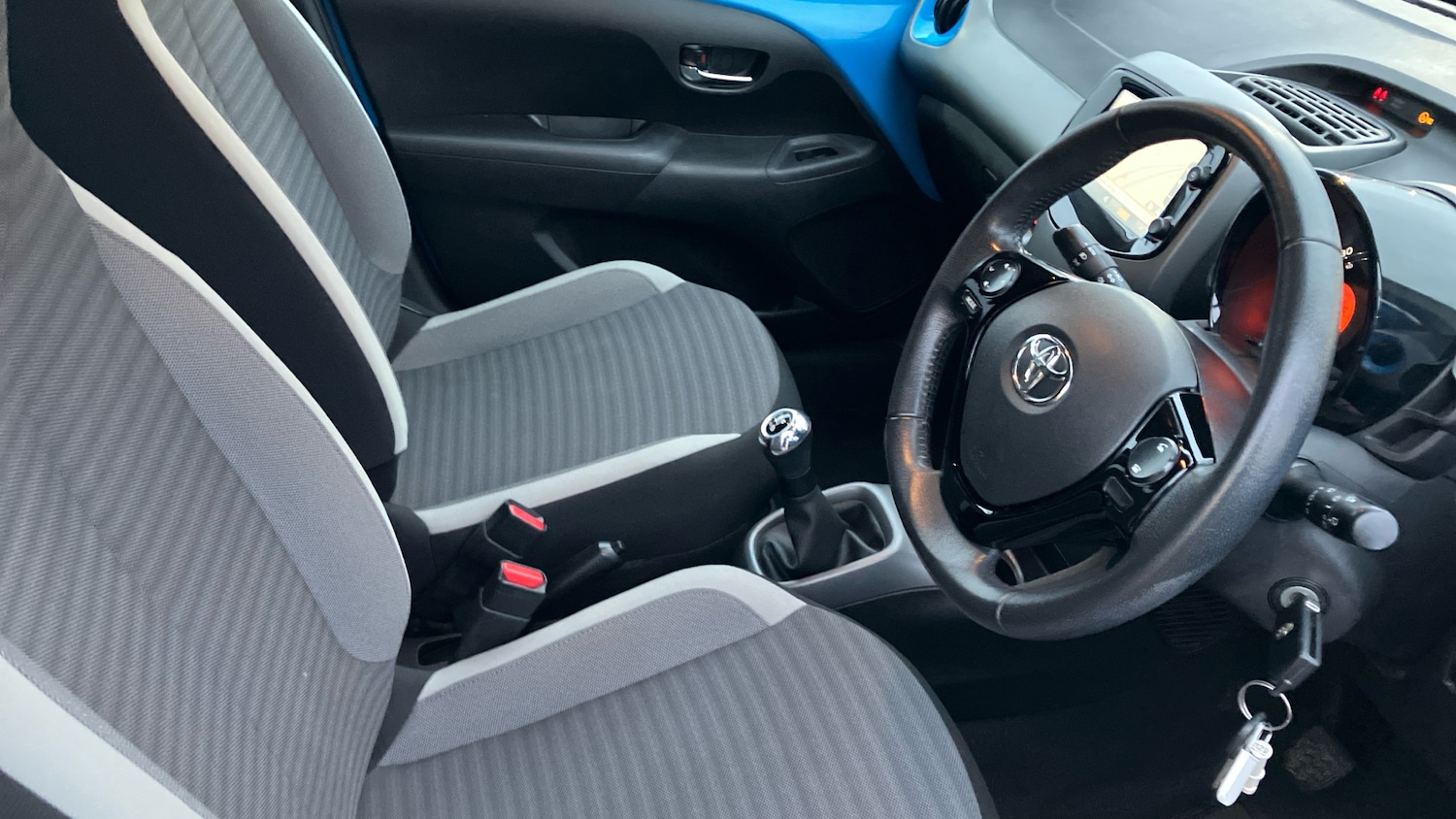 Used Toyota AYGO 2018 for sale - 77363912: Photo 11