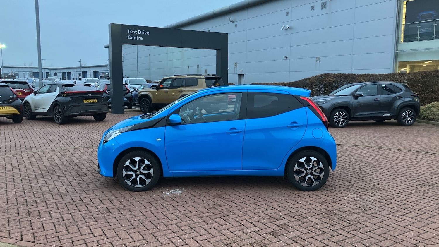 Used Toyota AYGO 2018 for sale - 77363912: Photo 17