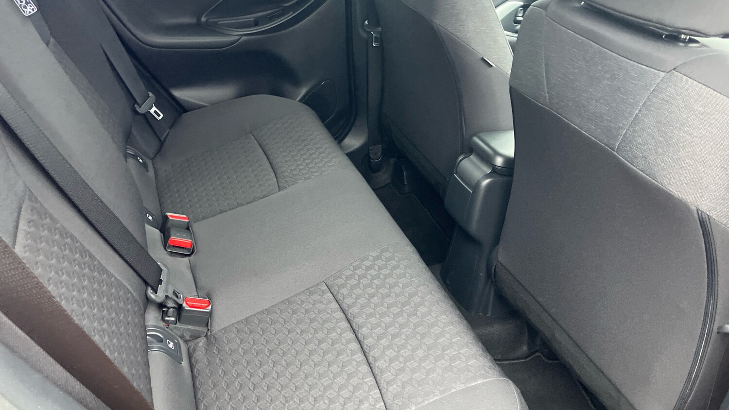 Used Toyota Yaris 2023 for sale - 77377964: Photo 12