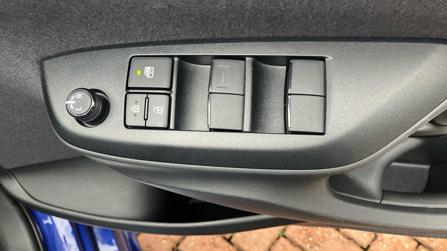 Used Toyota Yaris 2023 for sale - 77377964: Photo 40