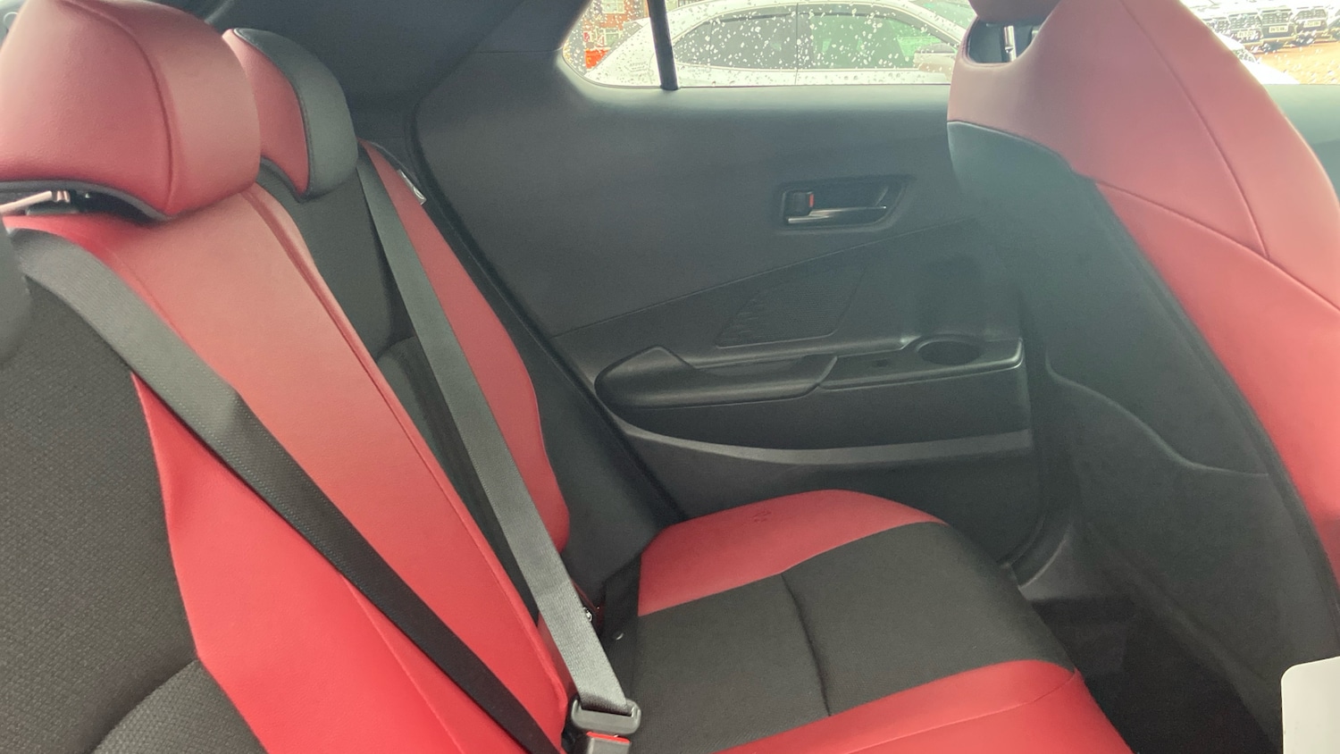 Used Toyota C-HR 2025 for sale - 76332715: Photo 12