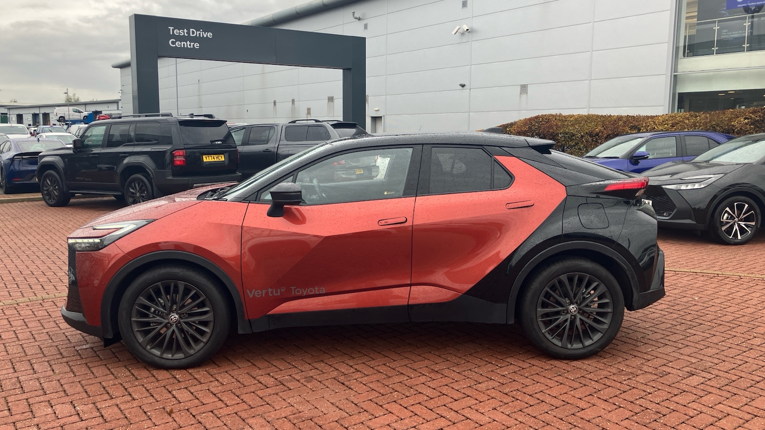 Used Toyota C-HR 2025 for sale - 76332715: Photo 17