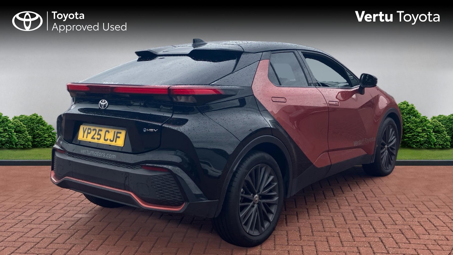 Used Toyota C-HR 2025 for sale - 76332715: Photo 2